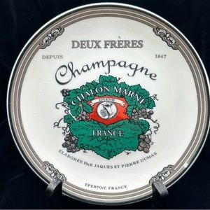 2005 Deux Freres Champagne 6 in Plate